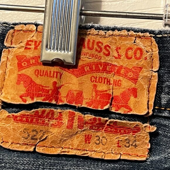 Levi's 527 30x34 boot cut jeans - Picture 3 of 4